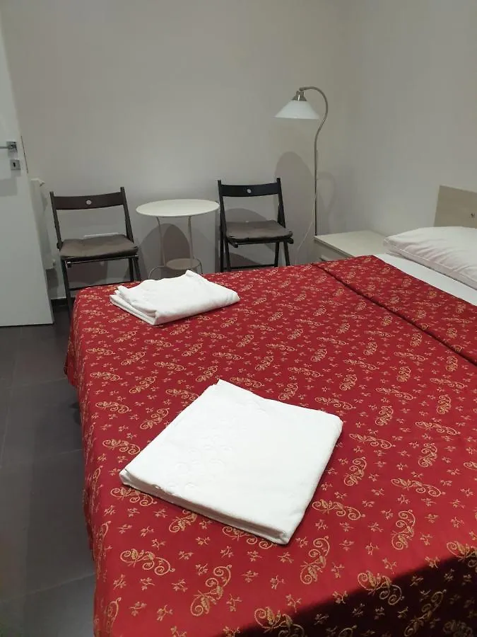 Guest house hello Roma 2 Italia